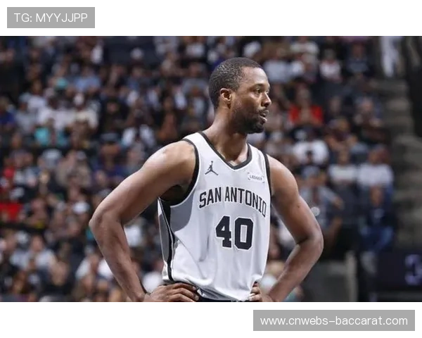 马刺119-94大胜奇才,迎来四连胜稳固排名 马刺119-94大胜奇才,迎来四连胜稳固排名