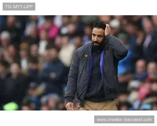 雪中作战，英超球员防寒装备引热议